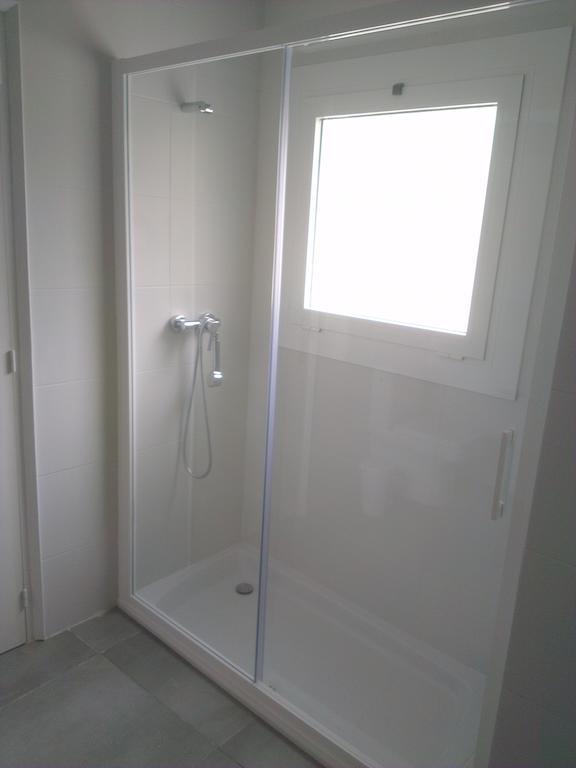 Apartaments La Riera Roses Cameră foto